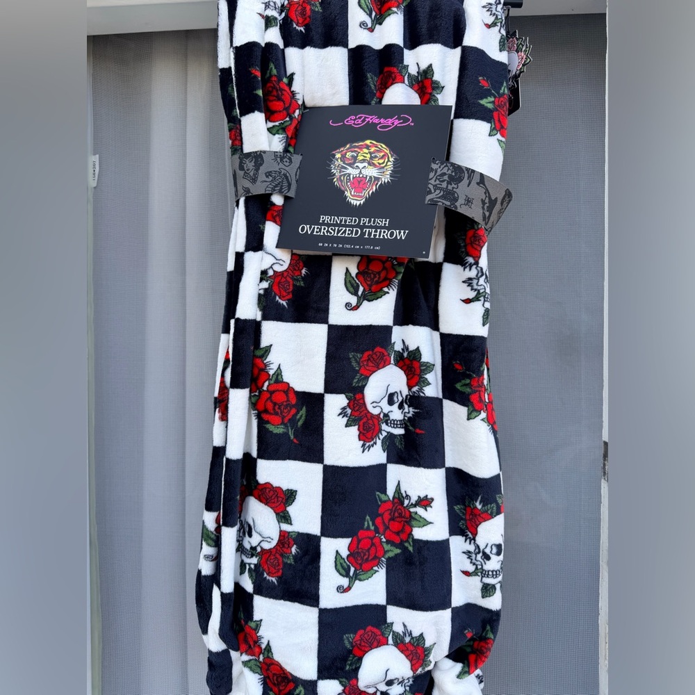 Ed Hardy Black and White Checkered Oversized Throw Blanket  with Red Roses Skull